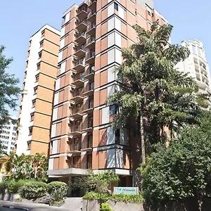 Alameda Aparthotel